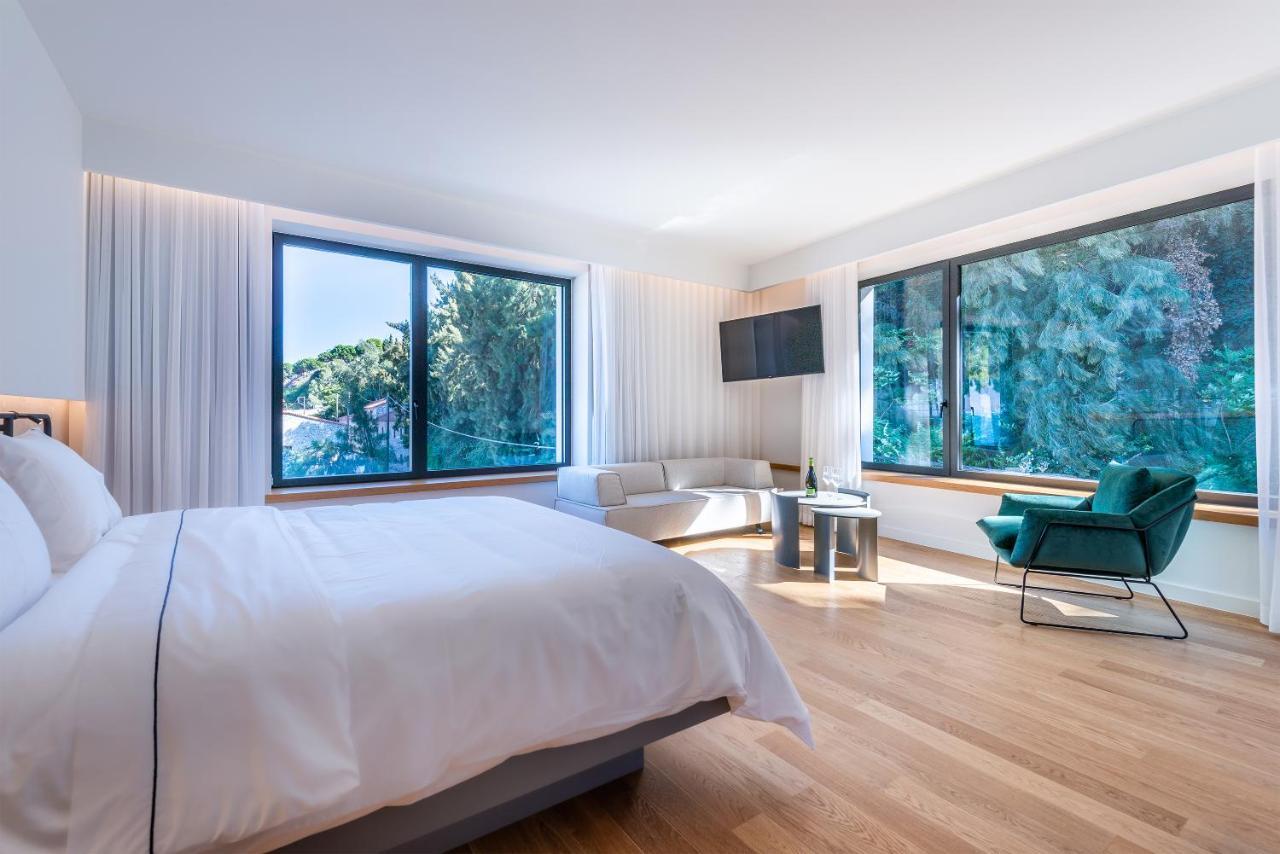 Amario Suites Hotel Айгио Екстериор снимка