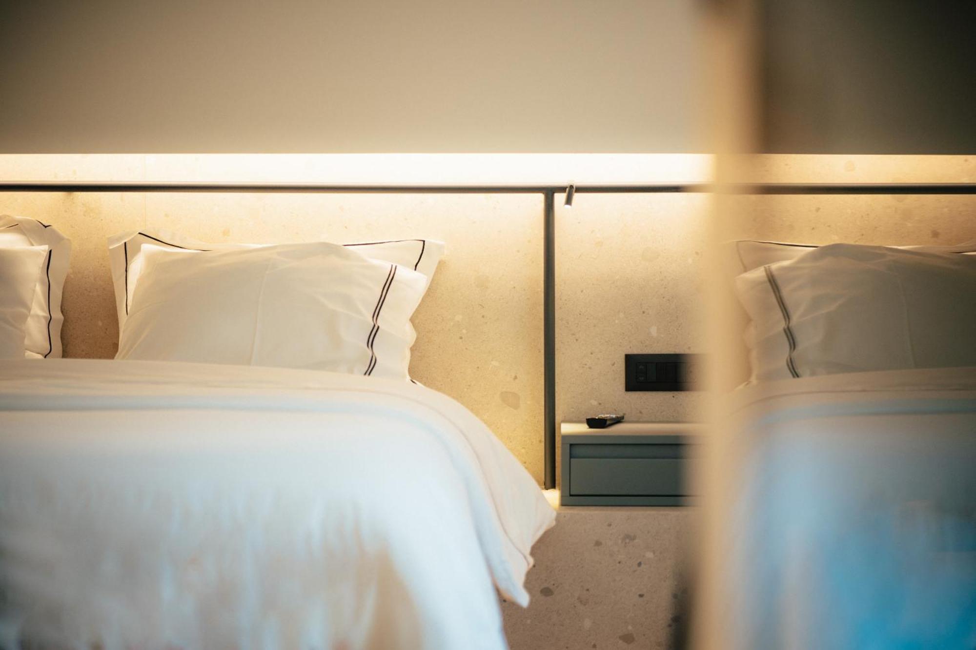 Amario Suites Hotel Айгио Екстериор снимка