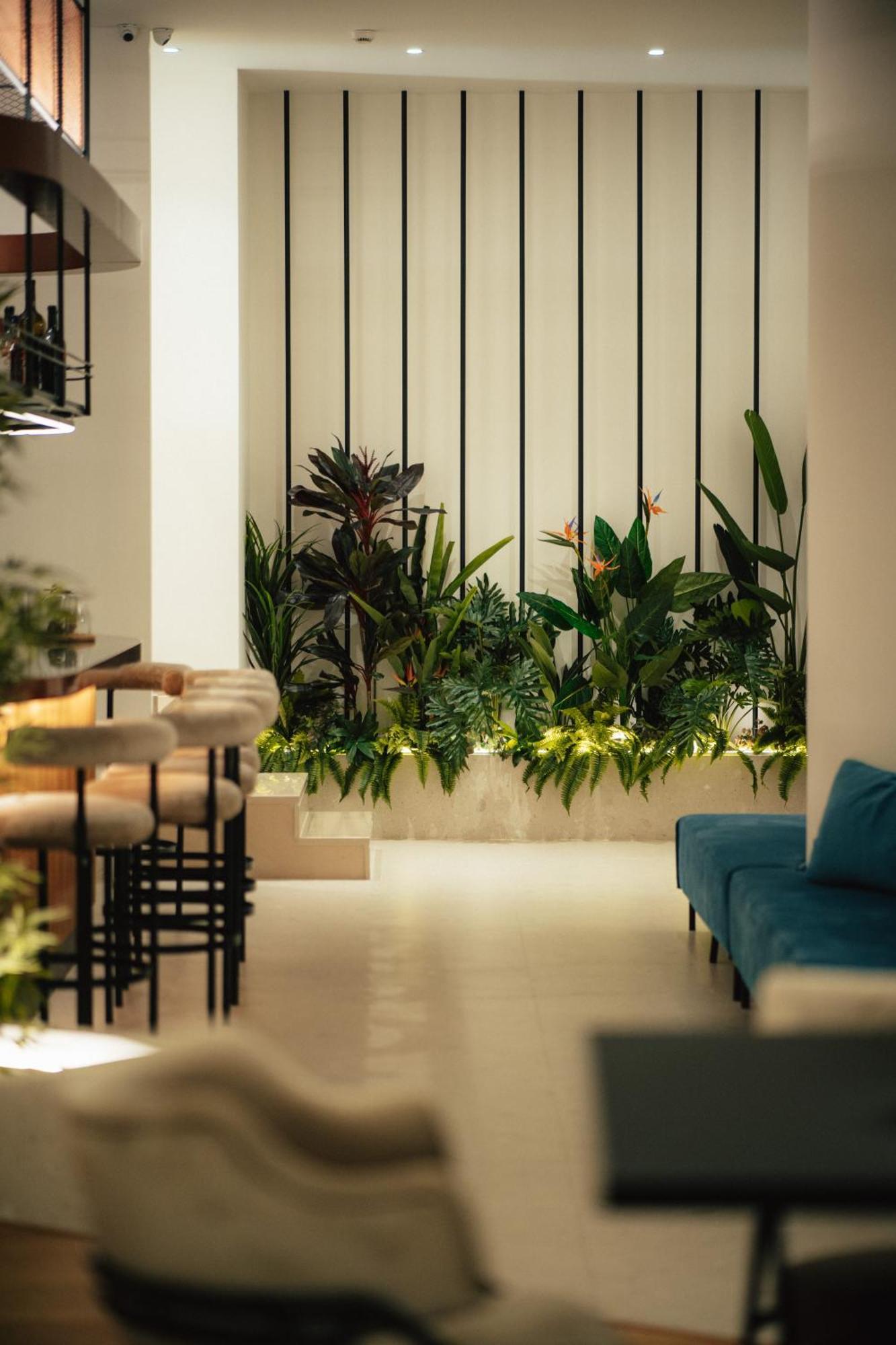 Amario Suites Hotel Айгио Екстериор снимка