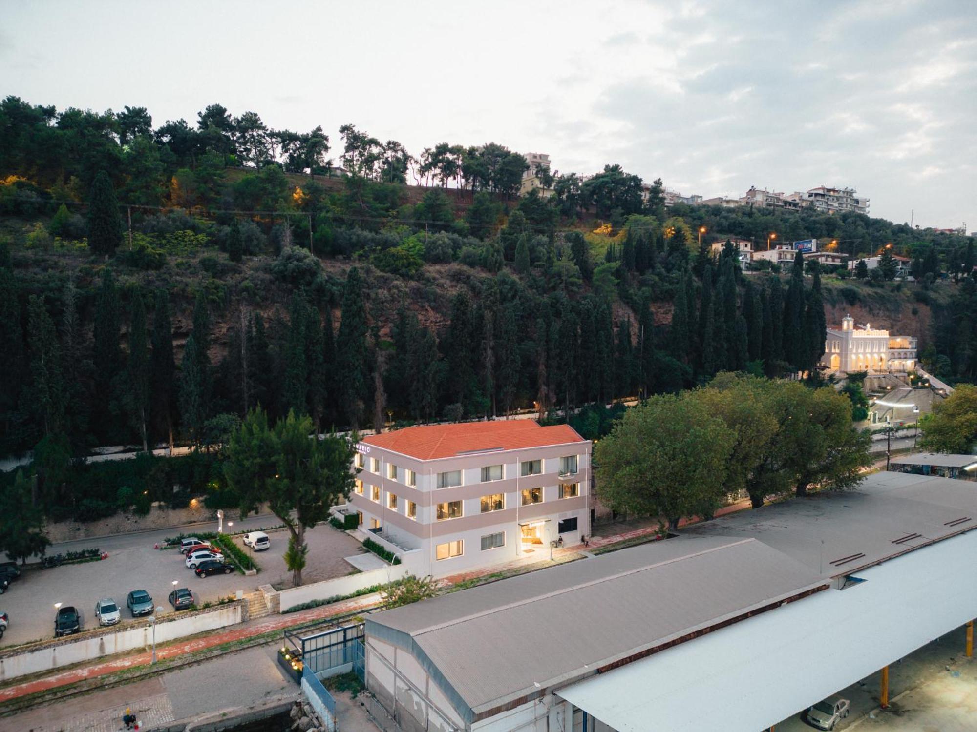 Amario Suites Hotel Айгио Екстериор снимка